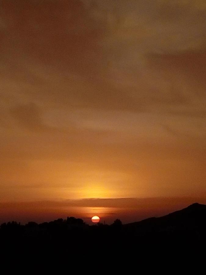 דירות Summer Sunrise Andros מראה חיצוני תמונה